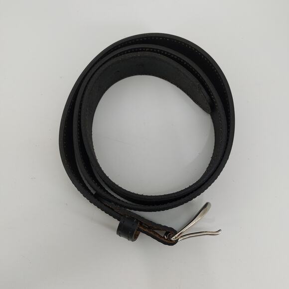 Men's Black Genuine Leather Belt Size 42 Single Prong Buckle - Picture 2 of 10